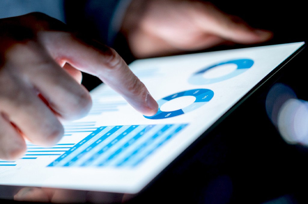 Expert Notification and Communication